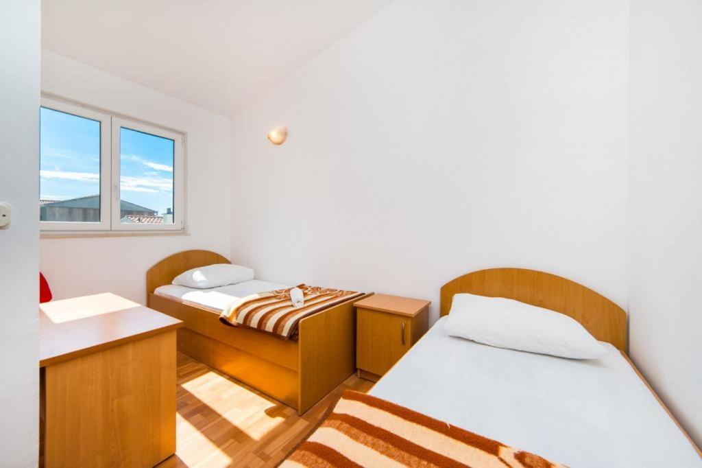 Apartments Slavena Gradac  Esterno foto